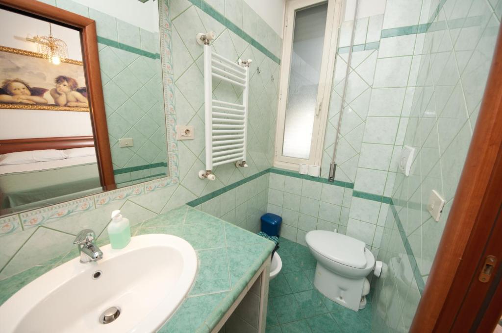 Babri Simim Taj 3* Rom